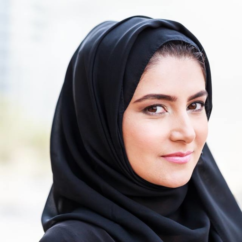 الإمارات من أفضل دول المنطقة بمشاركة المرأة في سوق العمل