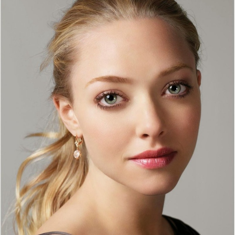 اختاري الروج الهادئ لتصغير الشفاه الممتلئة