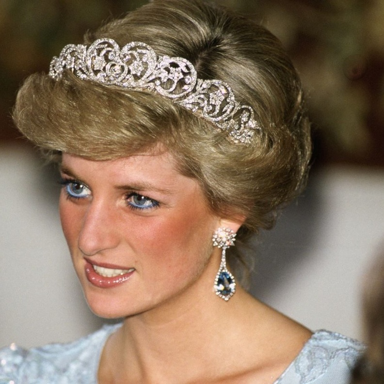 ميغان ماركل ظهرت بخاتم من مجموعة الأميرة ديانا