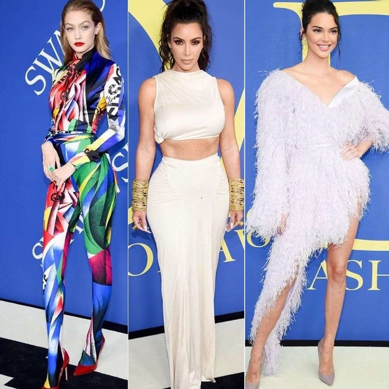 نالت كارداشيان عن مسيرتها حتى اليوم جائزة التأثير في عالم الموضة Fashion Influencer award