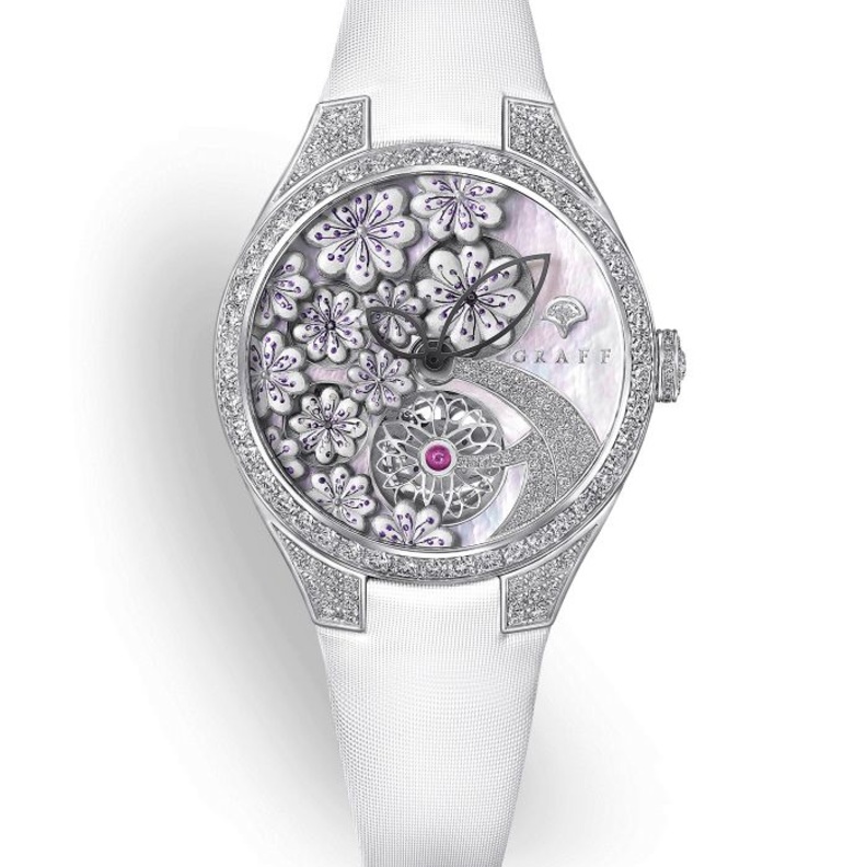 ساعة من كارتييه Cartier