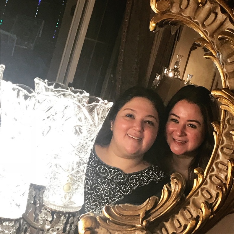 مي وسارة نور الشريف