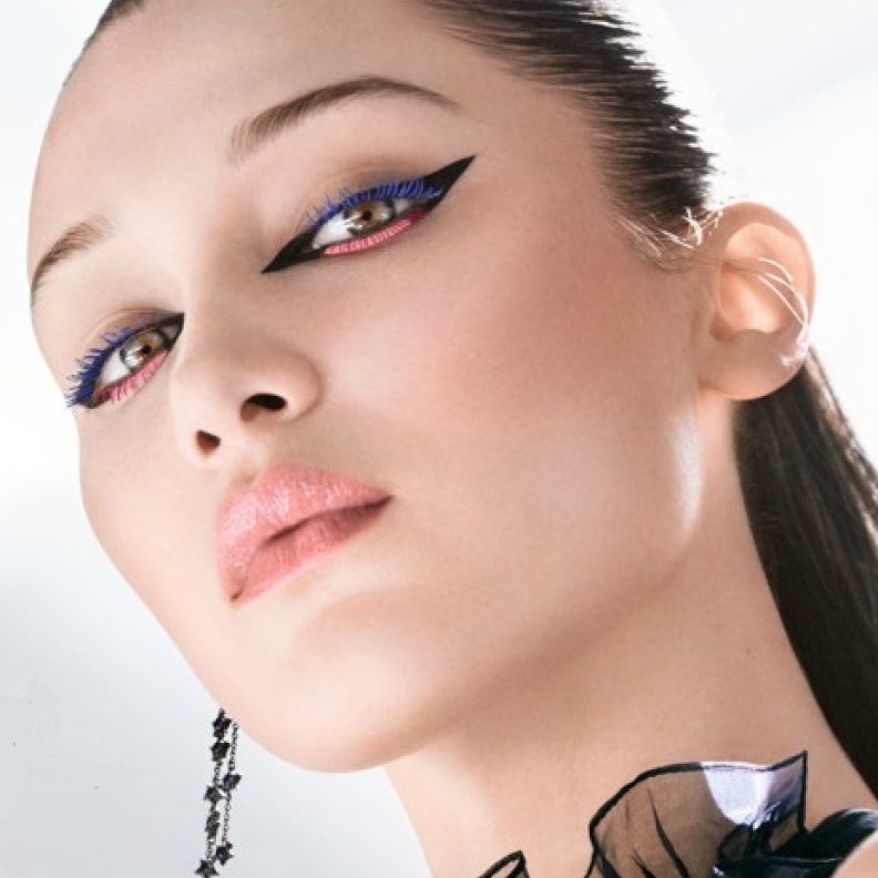  صيحة جريئة وجديدة