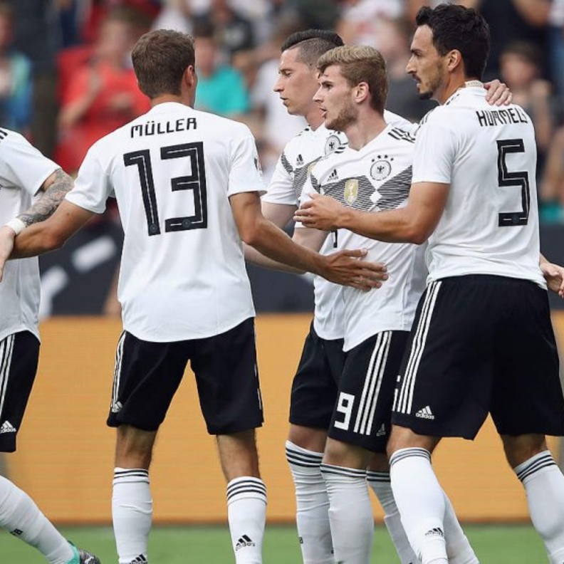 منتخب السعودية يخسر أمام ألمانيا قبل افتتاح كأس العالم