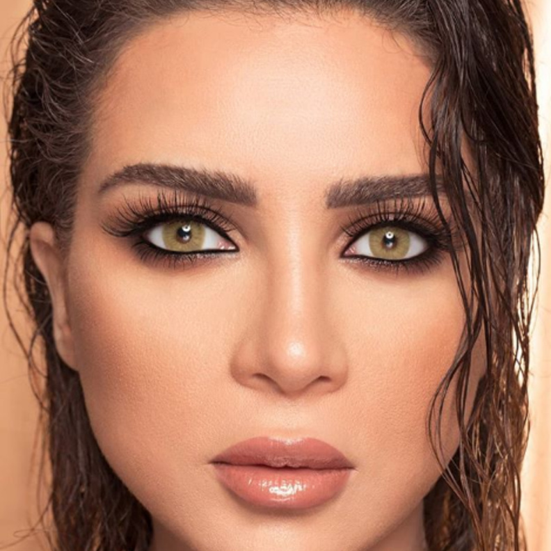 مي عز الدين تجري عمليات تجميل جديدة 2018