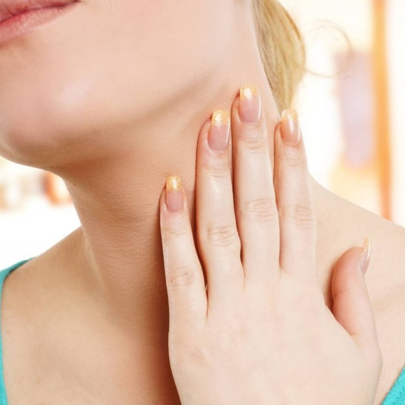 الأمراض المناعية تسبب التهاب الغدد اللمفاوية تحت الفك