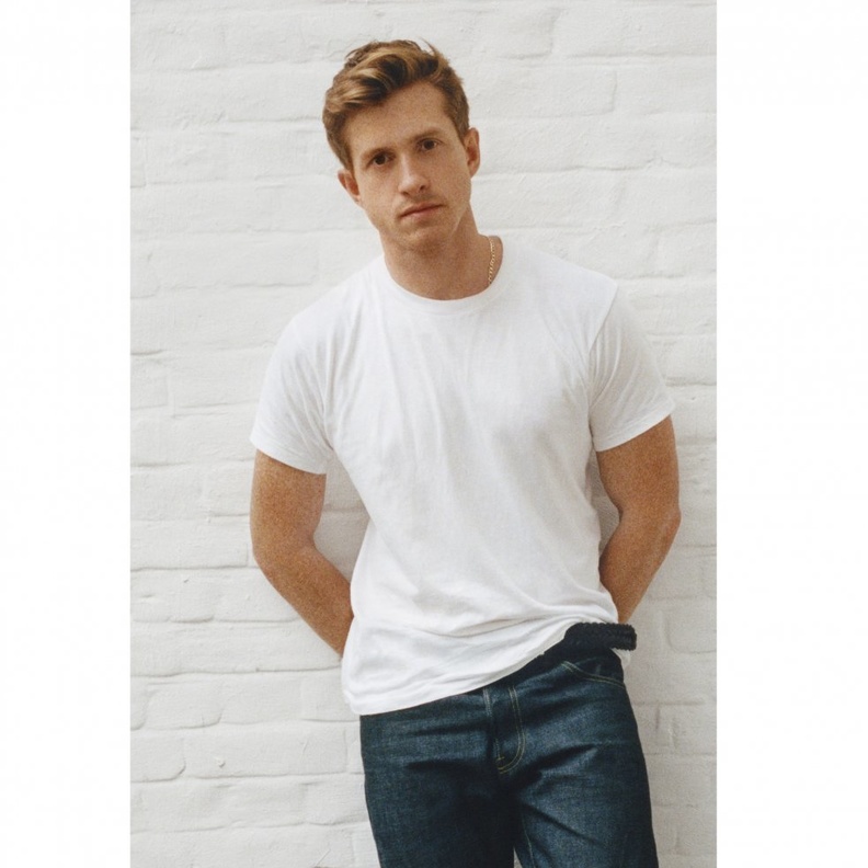  Bottega Veneta تعيّن المصمم البريطاني دانيل لي مديرًا إبداعيًا للدار