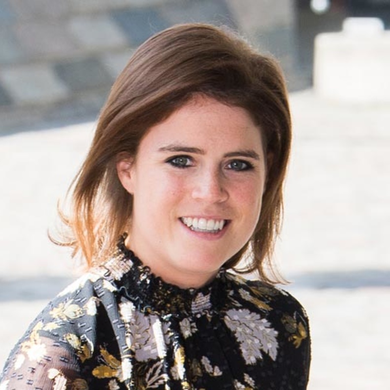 بلو أيفي حضرت حفل والدها ووالدتها