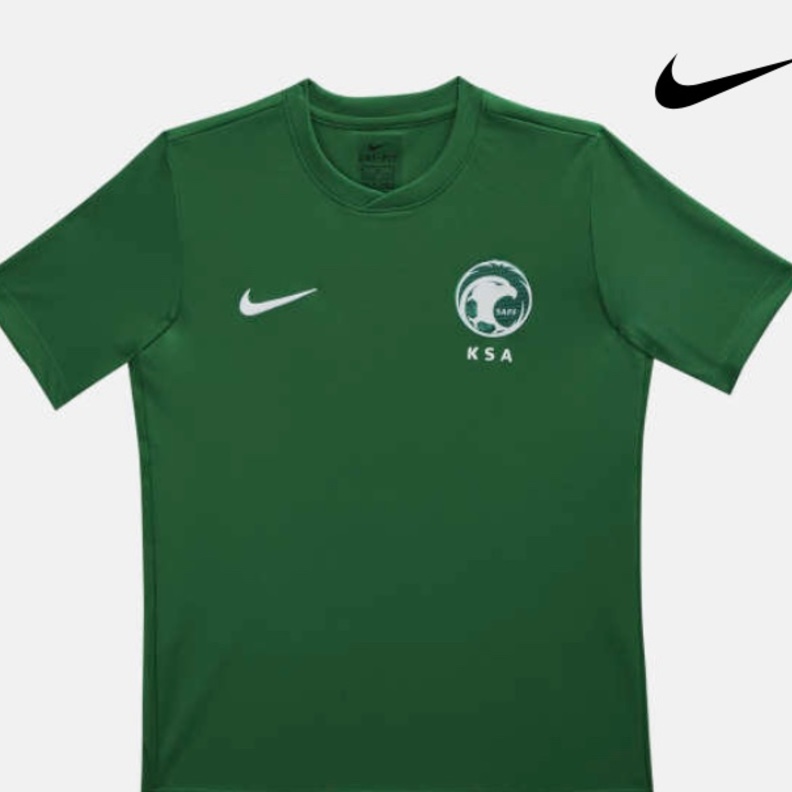 مشجعات المنتخب السعودي على المدرجات