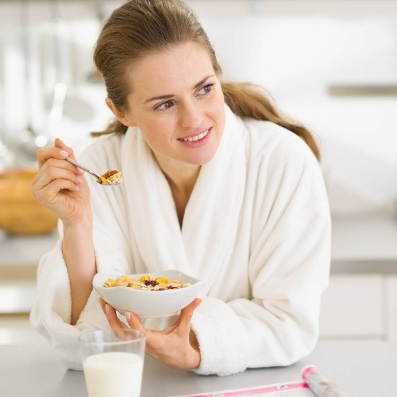 لا يمكن الإستفادة من رجيم الكورن فليكس فقط دون أطعمة أخرى لخسارة الوزن بسرعة بشكل صحي