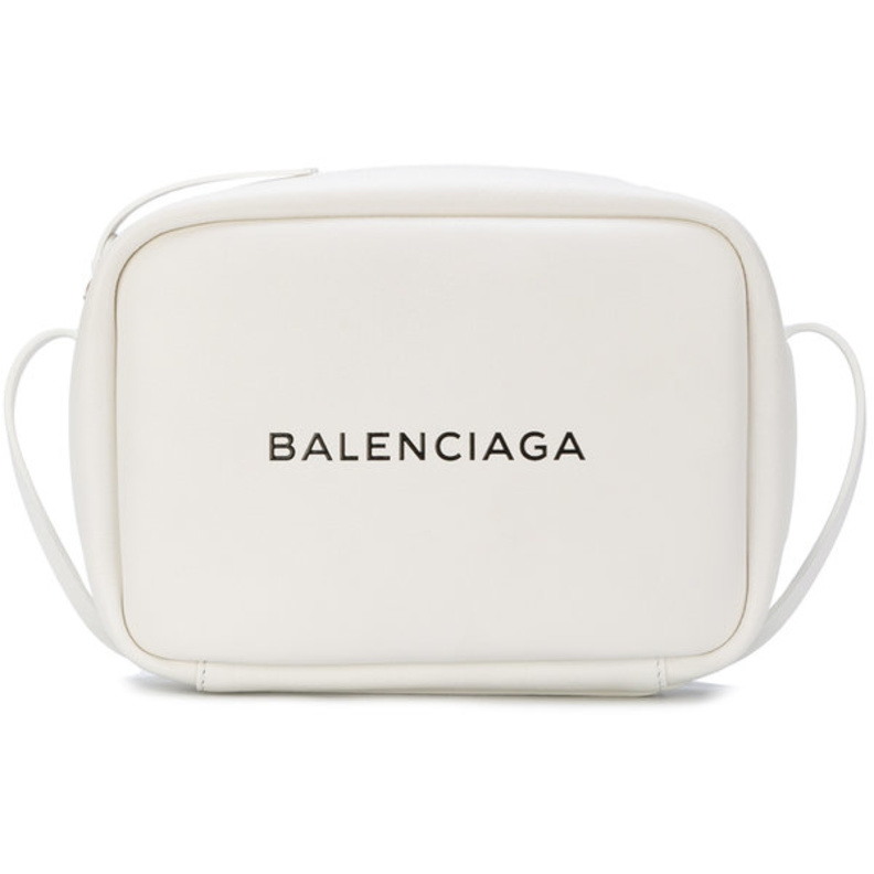 ماهي حقيبة الكاميرا camera case bag وما فائدتها؟ 