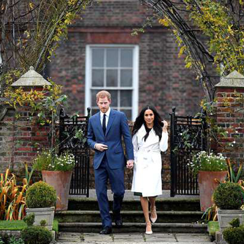 ميغان ماركل ظهرت في إعلان خطبتها وهي ترتدي حذاء أكبر من مقاس قدمها