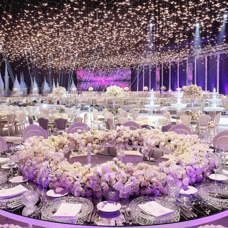 زينة قاعات الافراح من Bianca Events