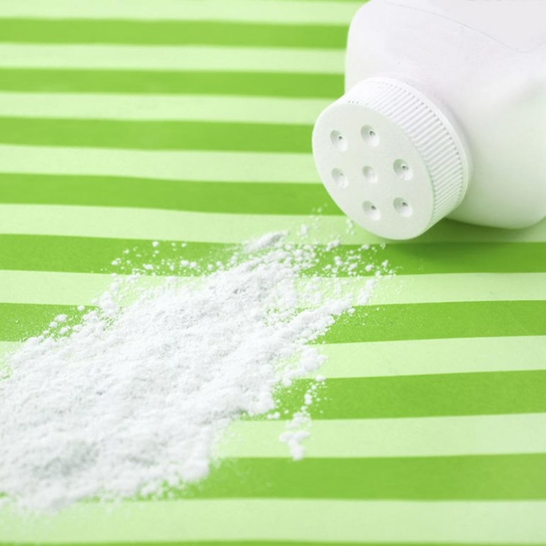 بودرة التلك تسبب السرطان