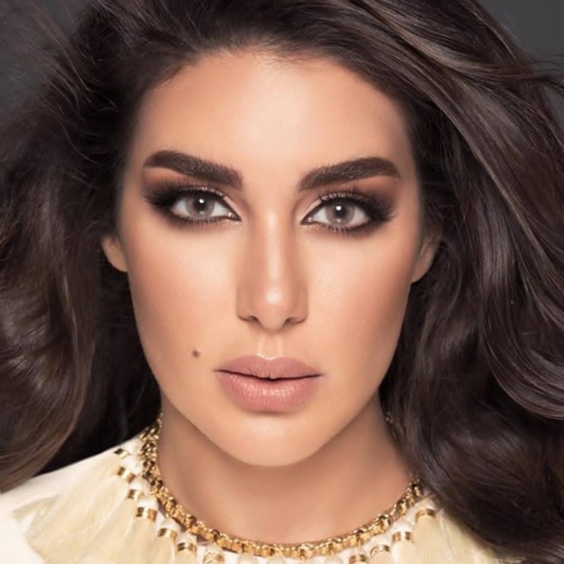 ياسمين صبري 2018 بجلسة تصوير