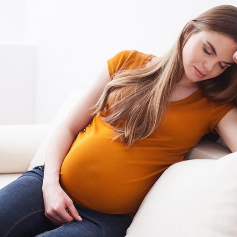 ما هي أعراض اكتئاب الحمل وكيفية علاجه والتغلب عليه