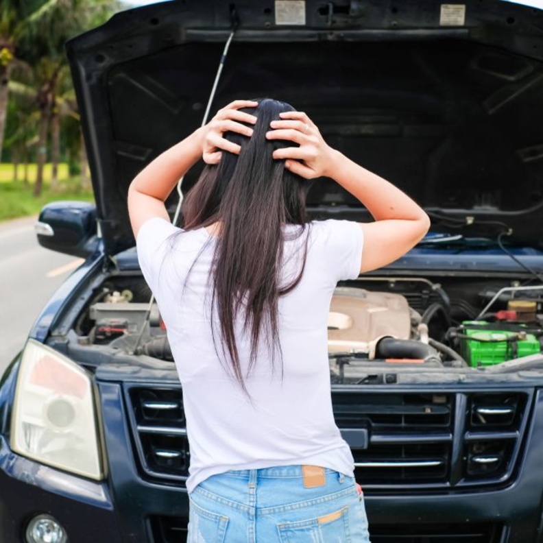 تأكدي من عدم وجود خطب ما في سيارتك