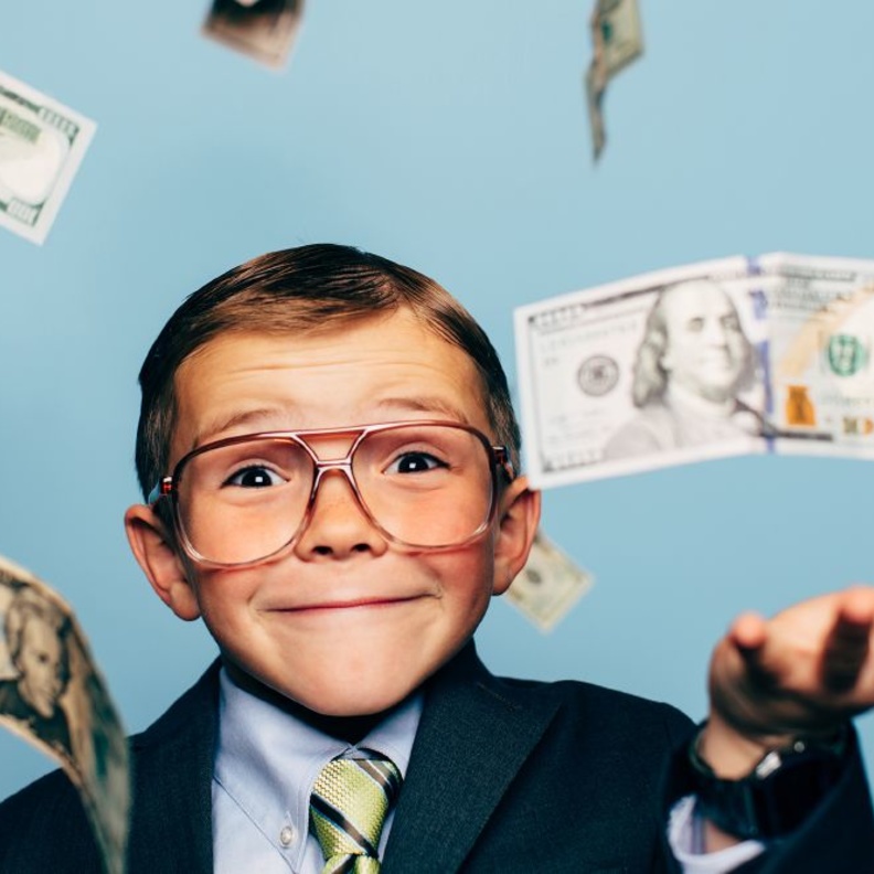  مصروف المدرسة هو مصروف يومي تحدده الأسرة بما يتناسب مع عمر واحتياجات الطفل