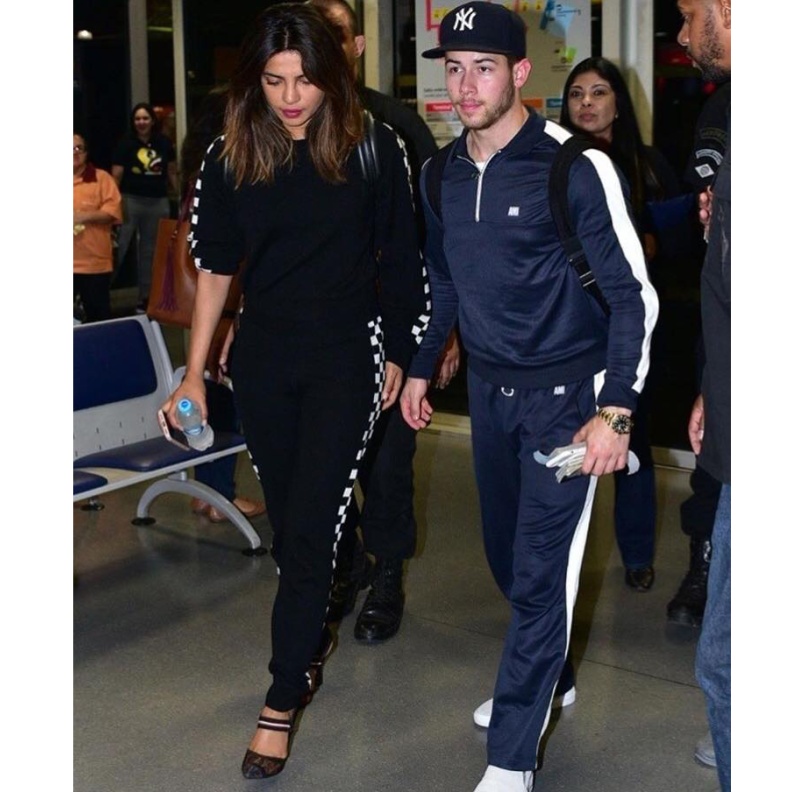 بريانكا تشوبرا ونيك جوناس لحظة وصولهما لمطار ريو دي جنيرو