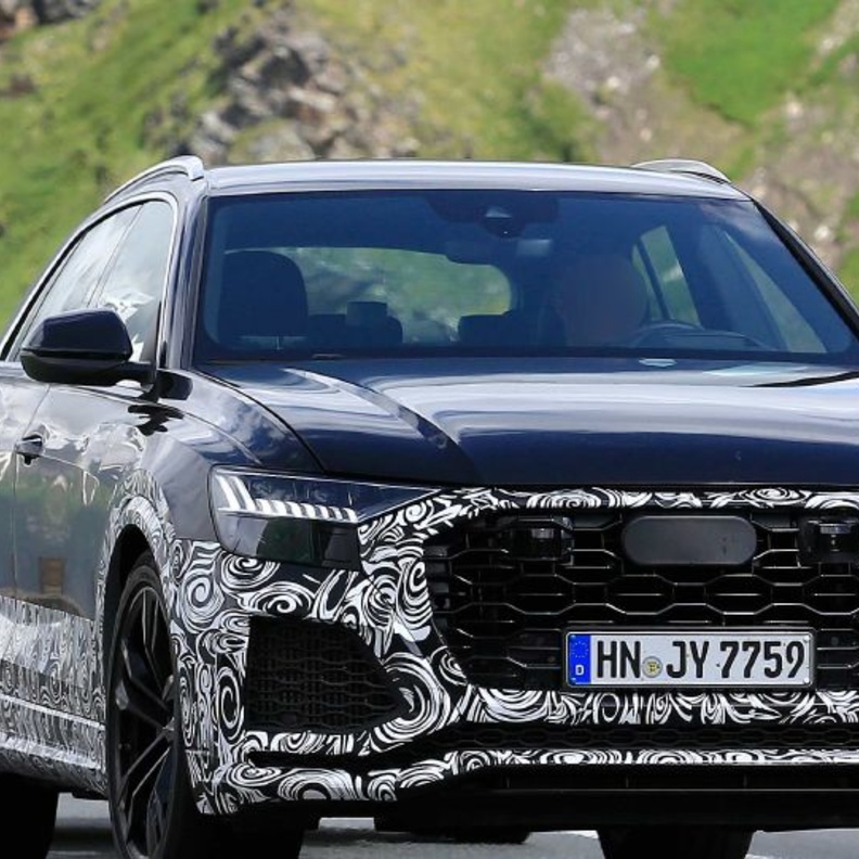 أودي RS Q8 ستتوفر بمحركات بورش باناميرا تيربو الهجينة