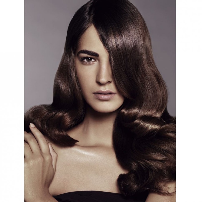 تعلمي كيفية تحضير رذاذ الحلبة للحصول على شعر لامع وخصلات أطول