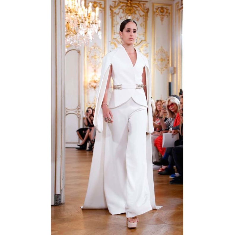 معظم اطلالات تاليدا على صفحتها على انستقرام يغلب عليها اللوك الكاجوال الشبابي