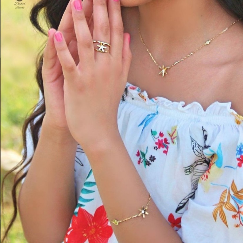 مجوهرات للاطفال من تصاميم عبير