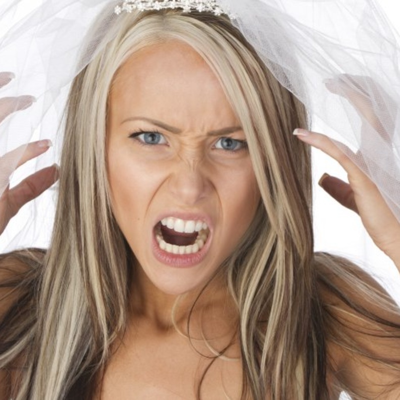 لا تدعي شيئا يسرق فرحتك في هذا اليوم