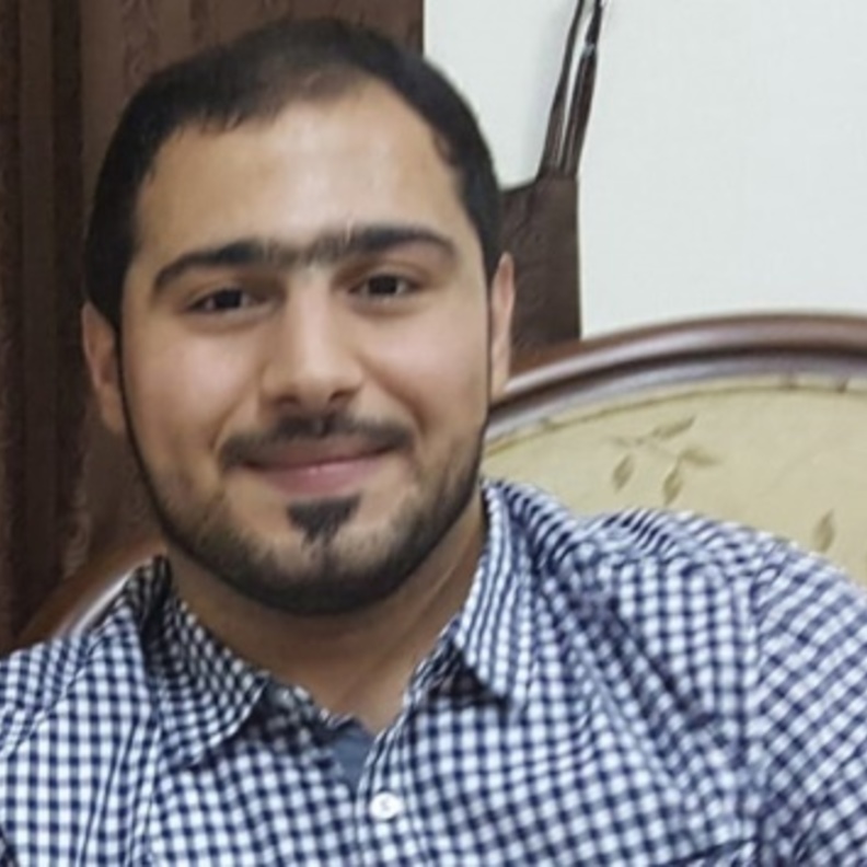 ترجل من مركبته لمساعدة مصابين بين العين ودبي فصار منهم