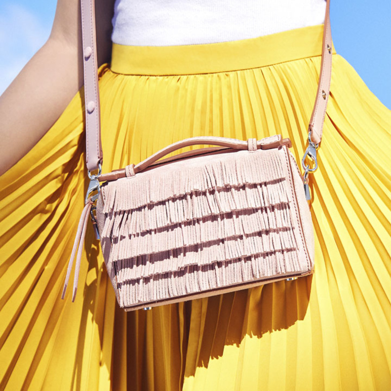 حقيبة صغيرة الحجم