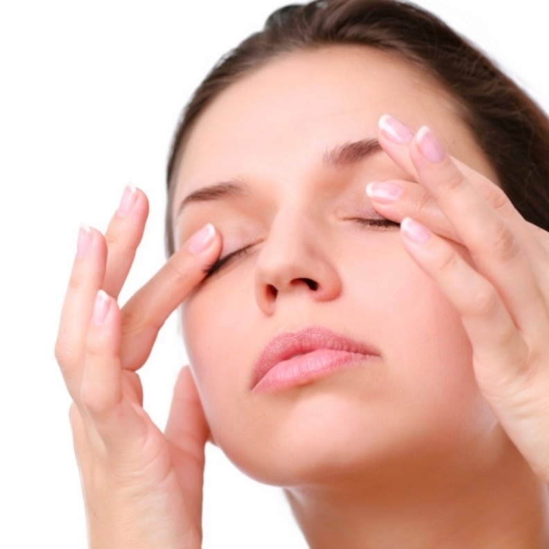 رئيسية وأولى مرض الرمد الربيعي يسبب القرنية المخروطية