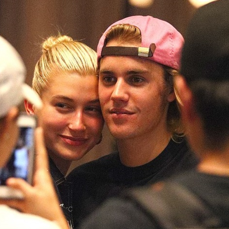 جاستن بيبر وهايلي بالدوين