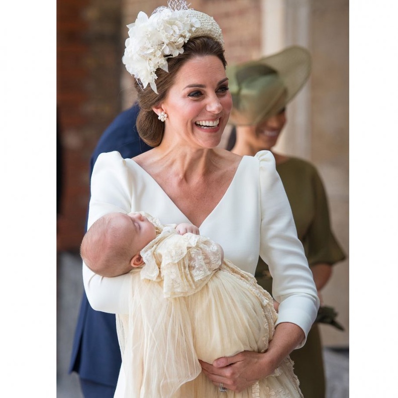 هذه المرة الاولى التي تختار فيها كيت هذا النوع من القبعات ولكنها ناسبتها تماماً