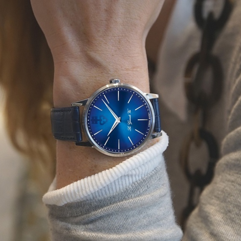 ساعة La grande vie