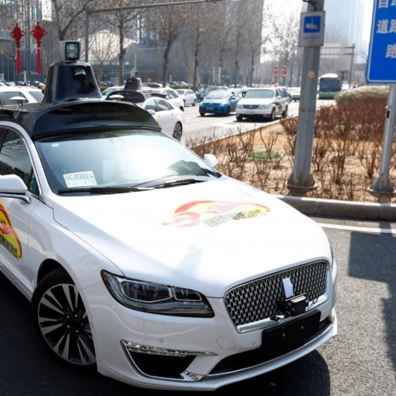  دايملر تعمل على مشروع تطوير برامج القيادة الآلية