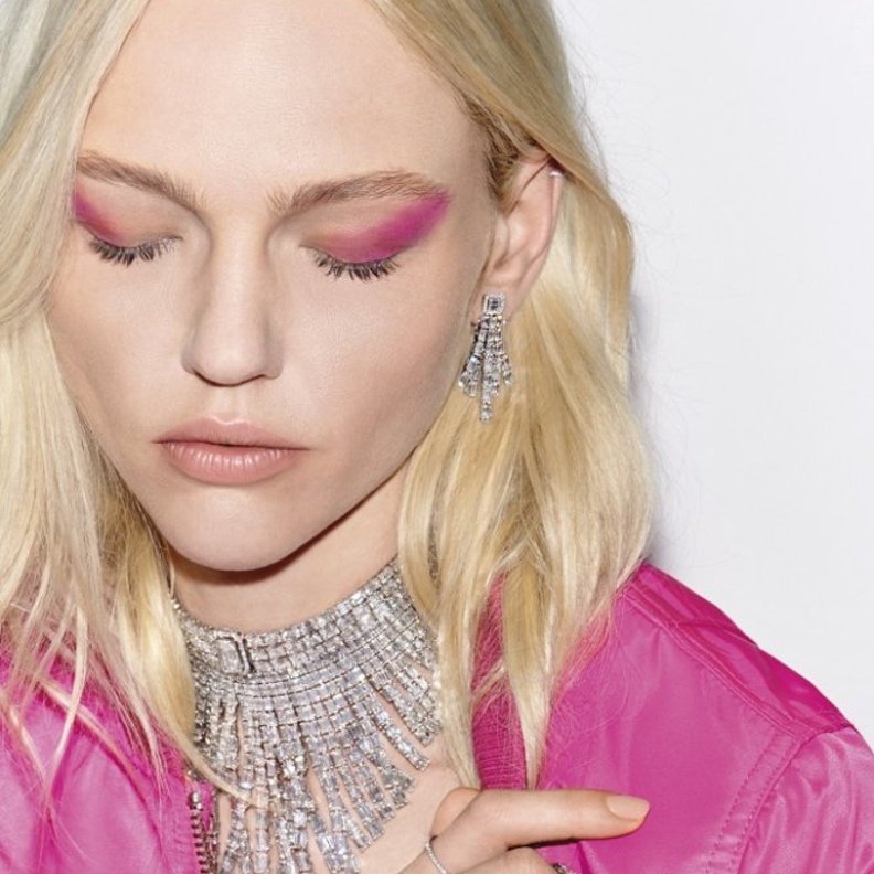 عقد Persian Drops