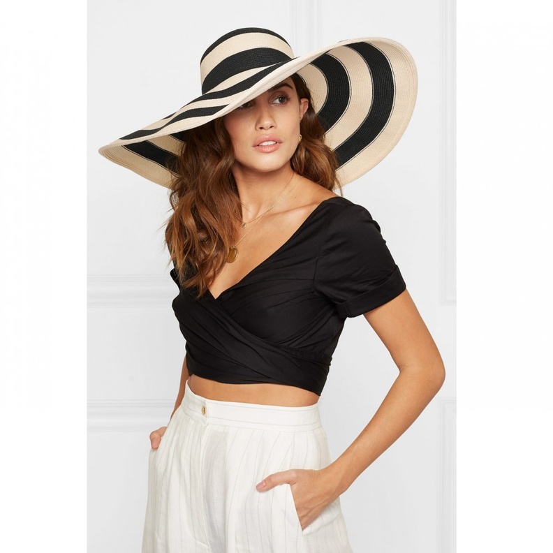 اختاري موديلات قبعات لتزيني بها اطلالاتك الصيفية