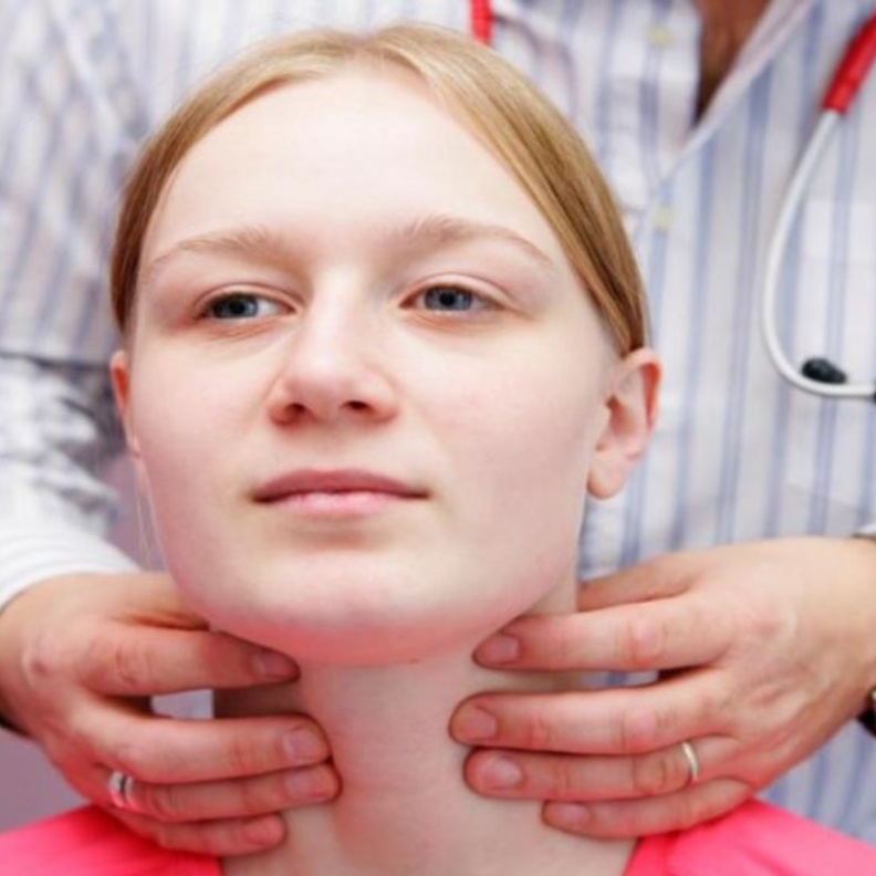  فرط نشاط الغدة الدرقية يسبب نحافة زائدة