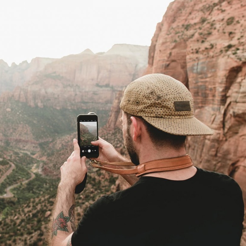 تطبيق الكاميرا Moment متوفر لهواتف اندرويد و الآي أو أس