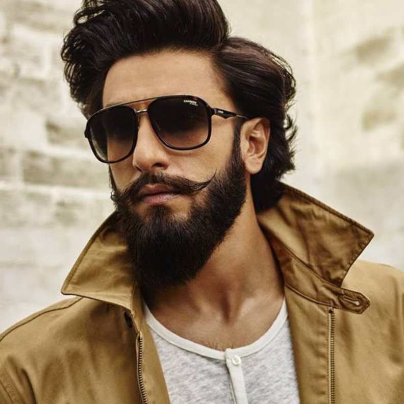 كيف علق نجوم ومشاهير بوليوود على فوز فرنسا ببطولة كاس العالم