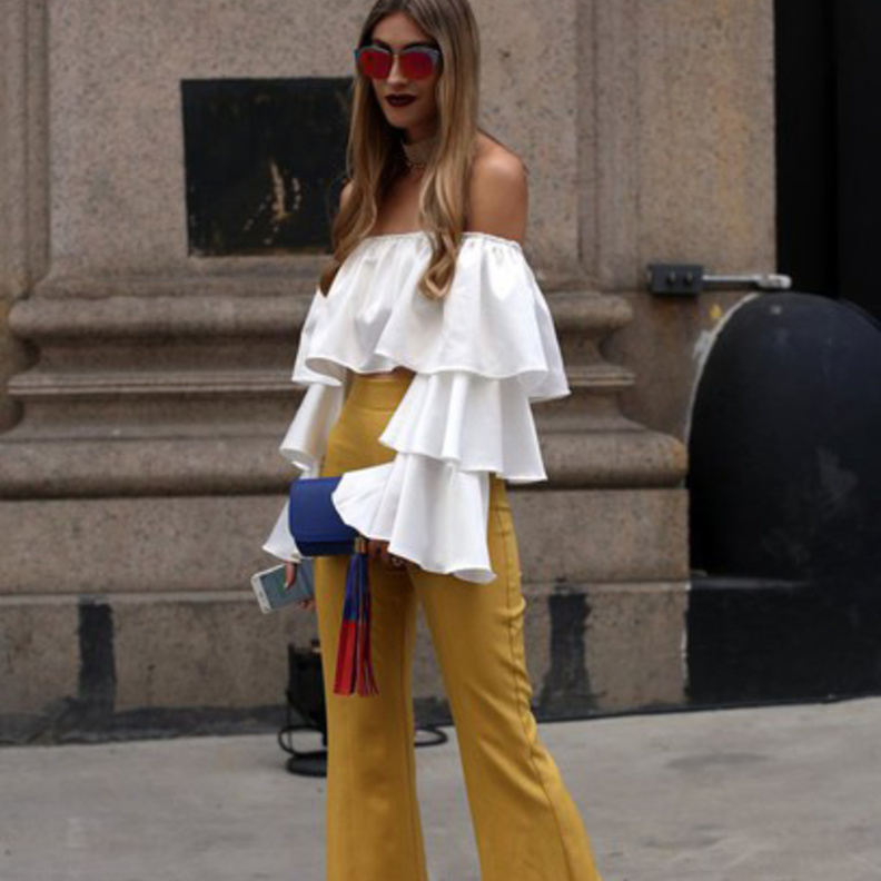 اختاري بلوزة مزينة بالكشكش لمختلف الاطلالات اليومية