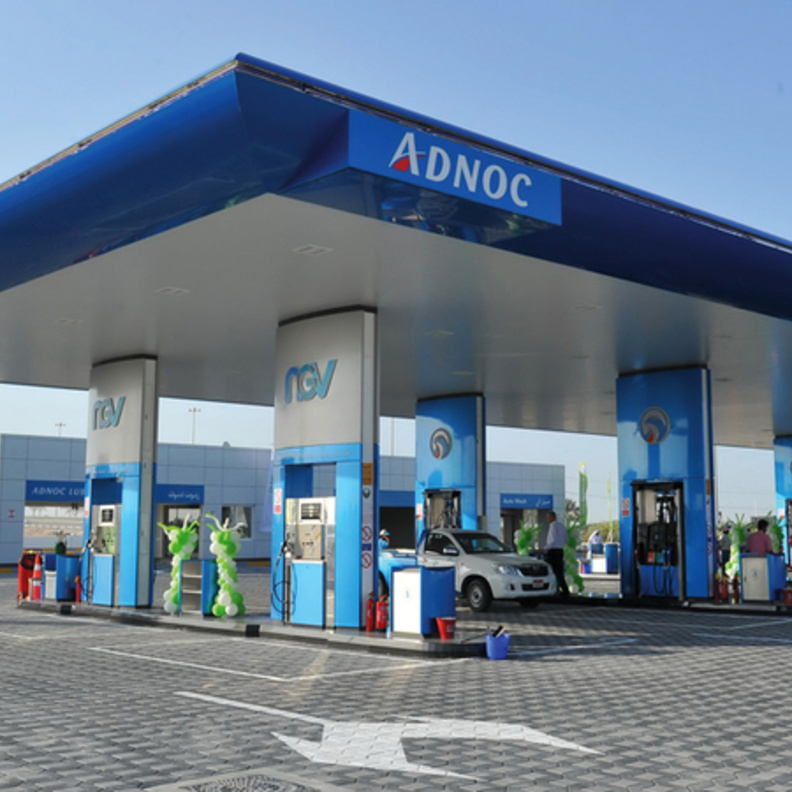 أدنوك للتوزيع: مساعدة الحالات المرضية المزمنة عند تعبئة الوقود