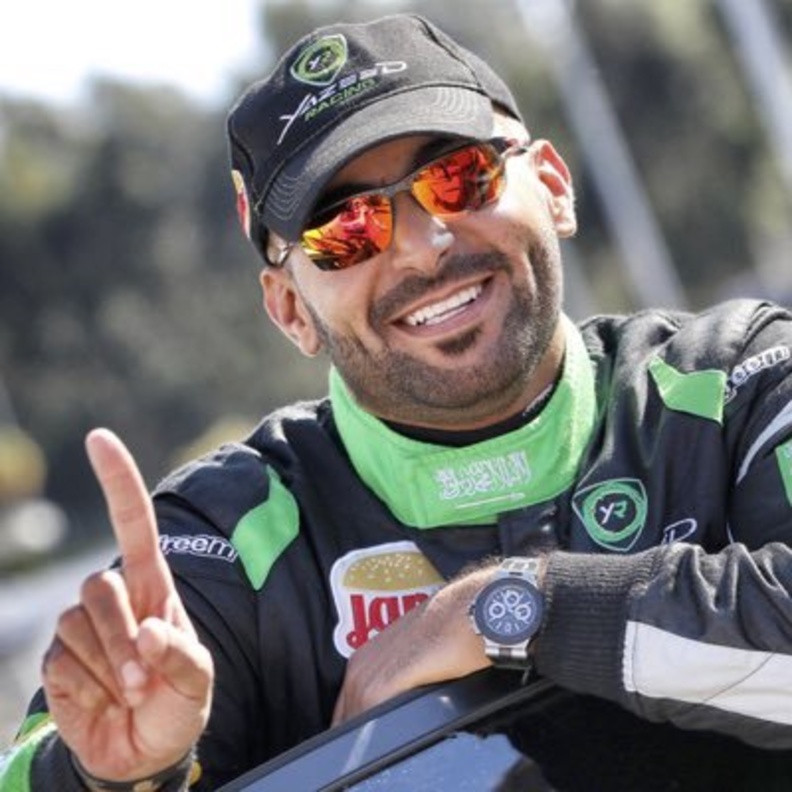 يزيد الراجحي بمنافسة رالي طريق الحرير الصحراوي