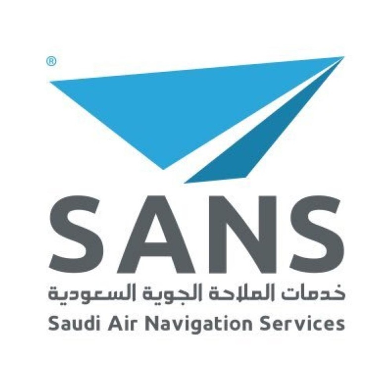 130 سيدة سعودية يعملن في المراقبة الجوية