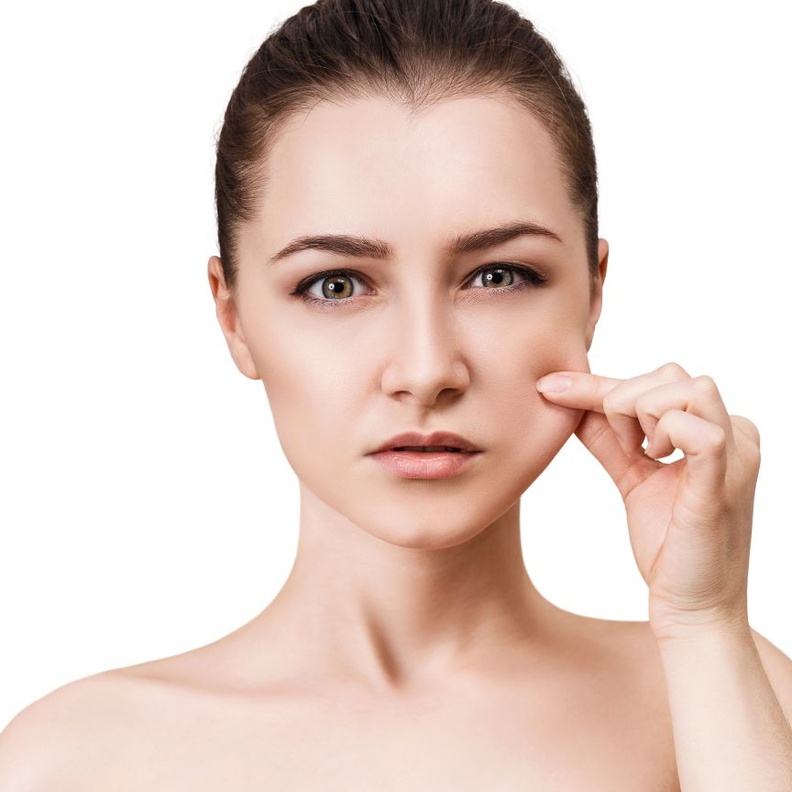 تمارين شد الخدود طبيعياً