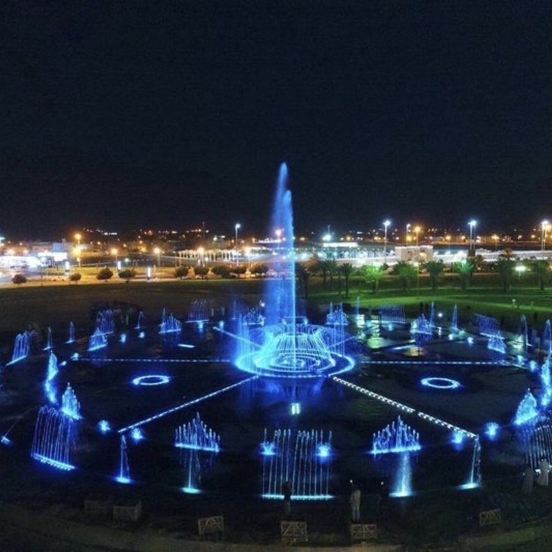 تحمل النافورة عدة أشكال جمالية