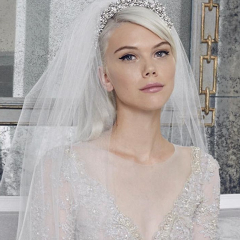 تاج من عرض عرائس ريم عكرا لعروس خريف 2018