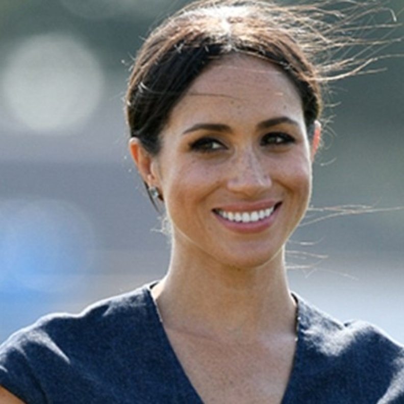 منع عائلة ميغان ماركل من الظهور في برامج بريطانية لتسببهم في إحراج العائلة المالكة