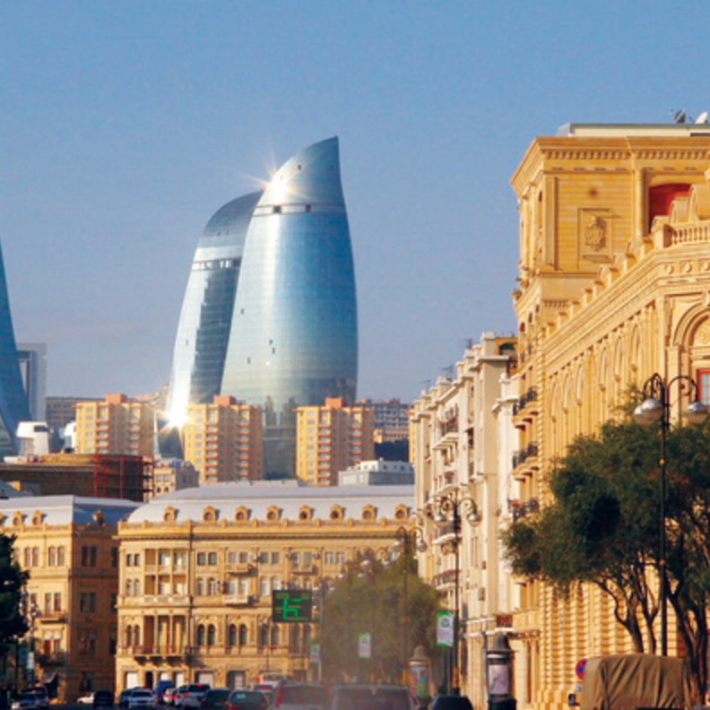 تأشيرة سياحة لمدة شهر في أذربيجان للمقيمين في الامارات