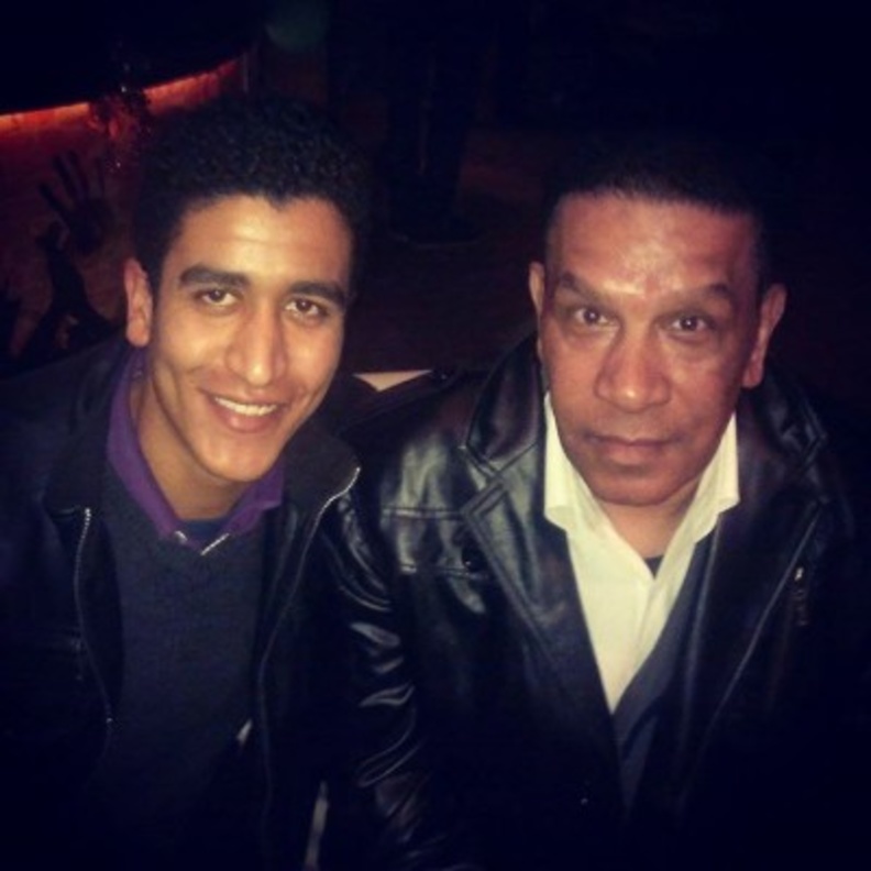 محمد شرف وابنه